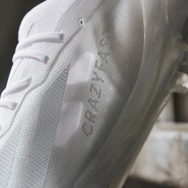 Adidas X Crazyfast дополнили набор Pearlized Pack