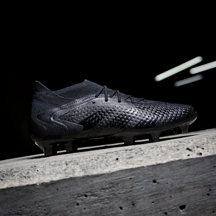 Adidas выпустили обновлённое издание набора Nightstrike Pack