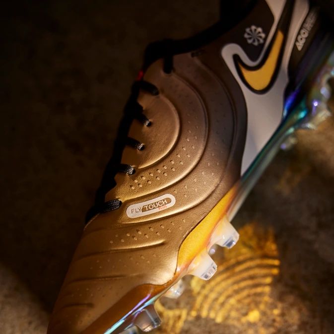 Новые Nike Tiempo X "Golden Touch" Special Edition выпустят 14 августа