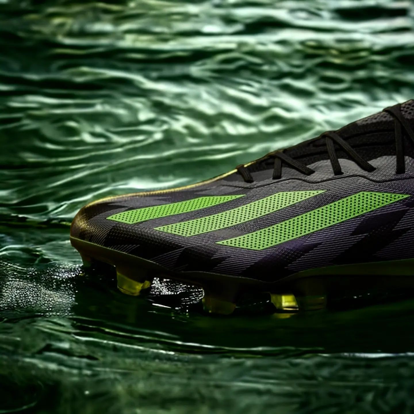 Новая расцветка Adidas X Crazyfast "Crazycharged"