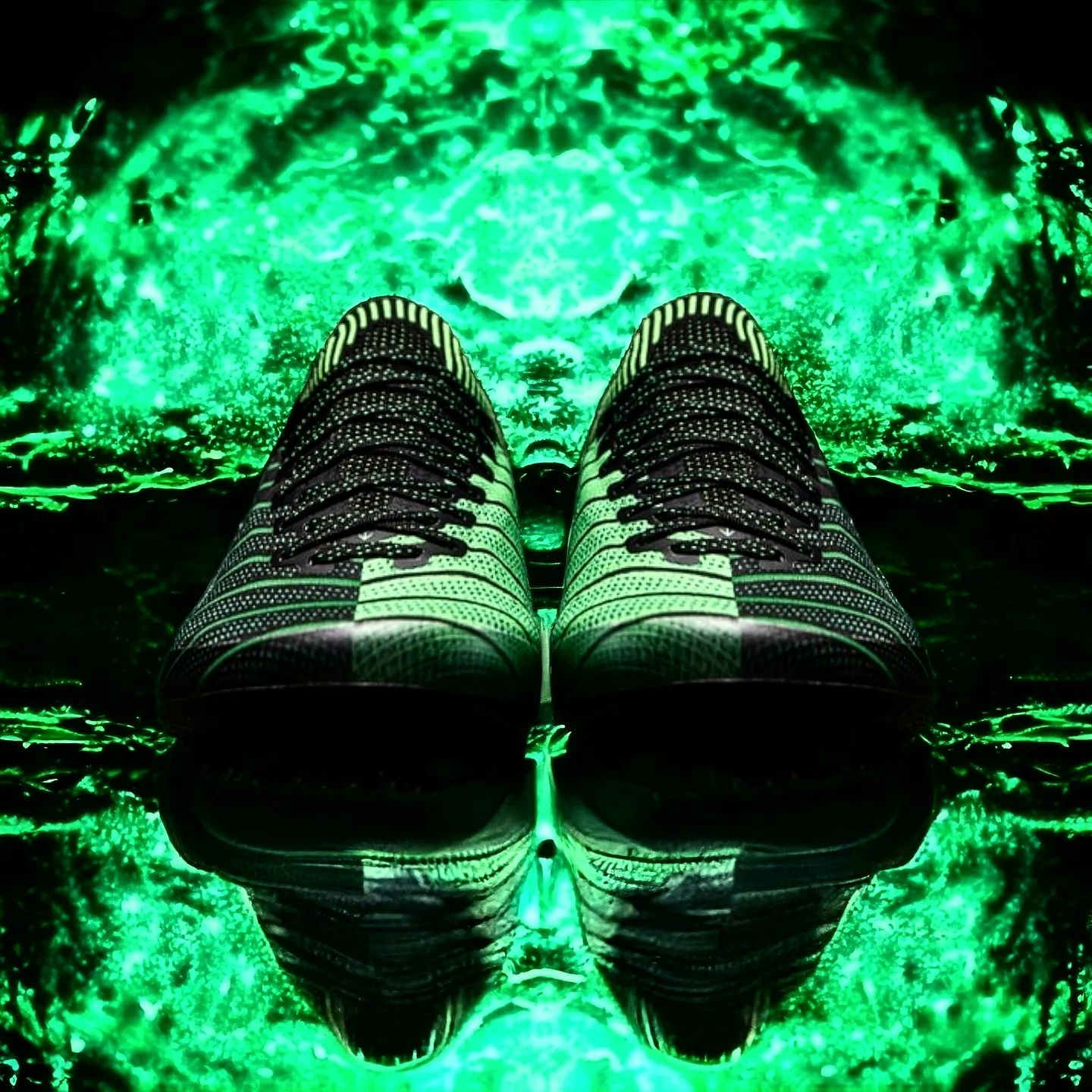 Компания Umbro показала новую модель "Velocita Elixir"