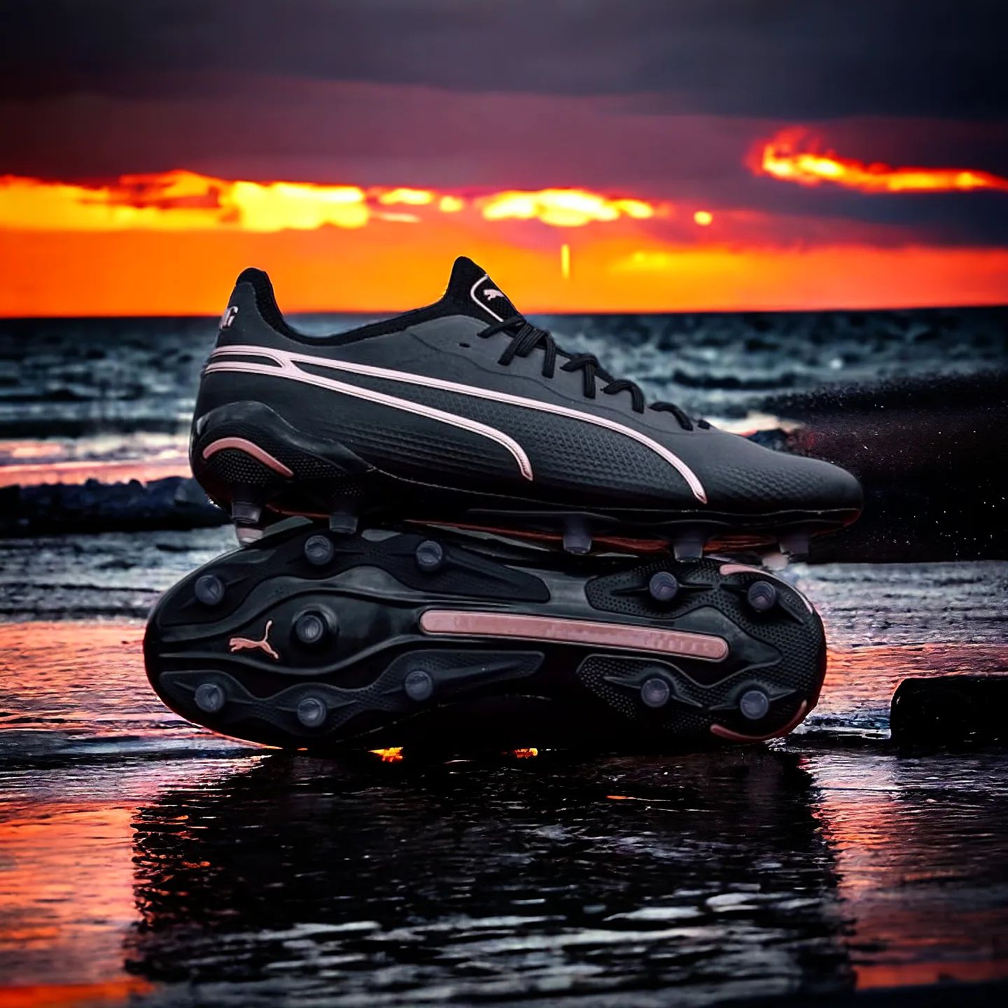 Вышел новый чёрный набор Puma Eclipse 2024 4 Вышел новый чёрный набор Puma Eclipse 2024