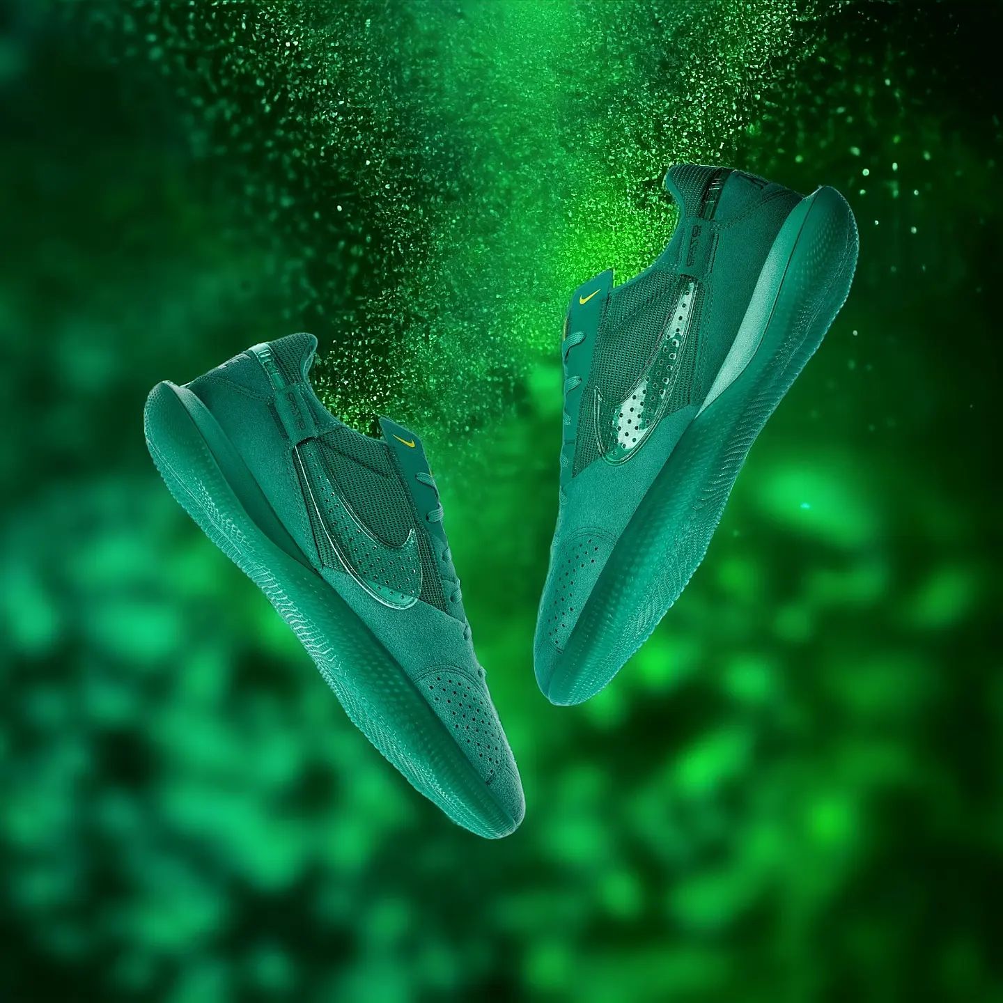 Компания Nike выпустила футзальную коллекцию Monochrome