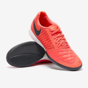 Футбольный магазин Пенальти в Минске