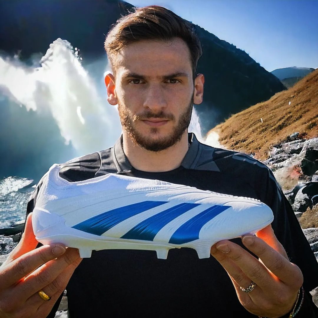 Хвича Кварацхелия официально присоединился к Adidas и получил свою расцветку Adidas Predator 2024 Khvicha
