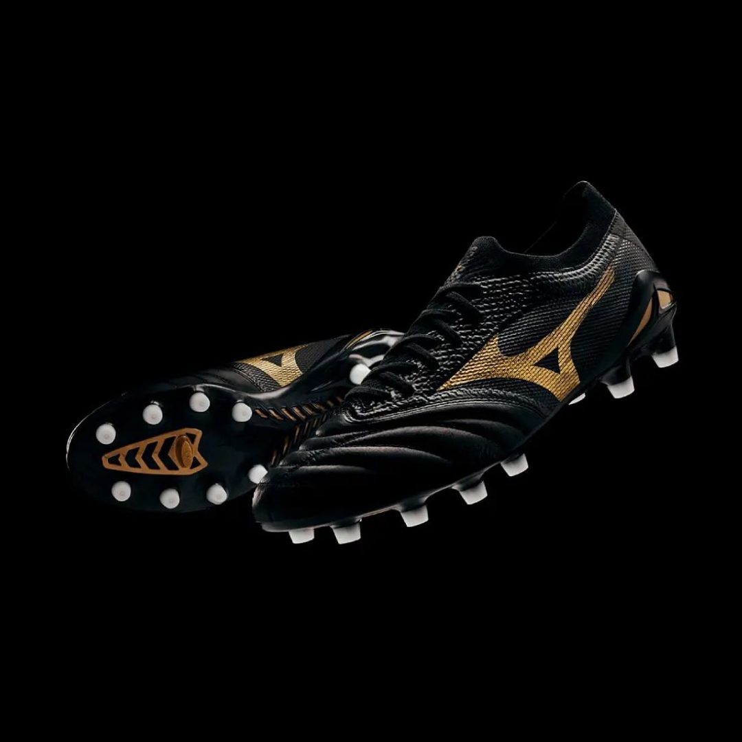 Компания Mizuno выпускает коллекцию Aurum Pack