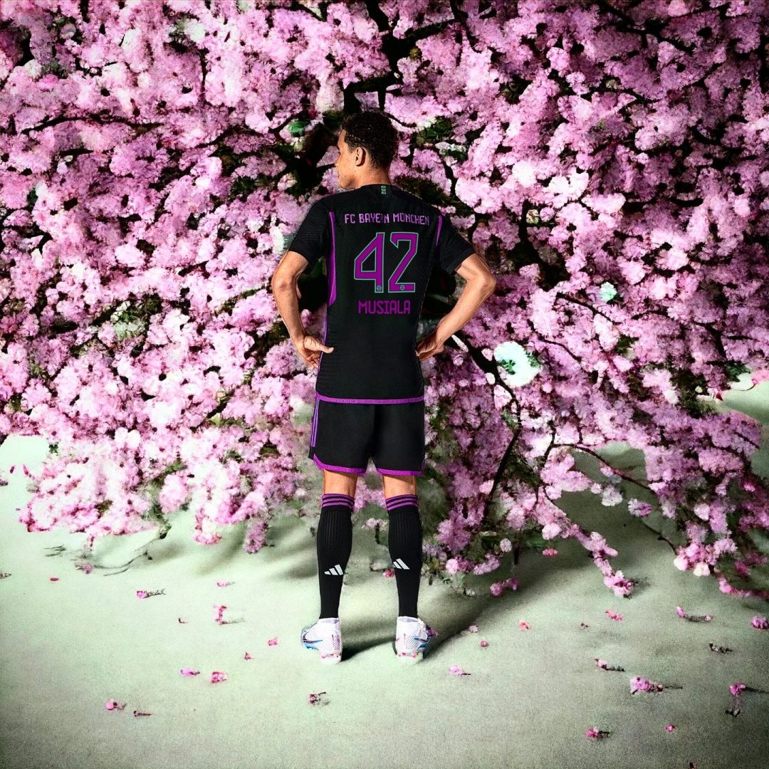 Комплект гостевой футбольной формы FC Bayern 2023-2024